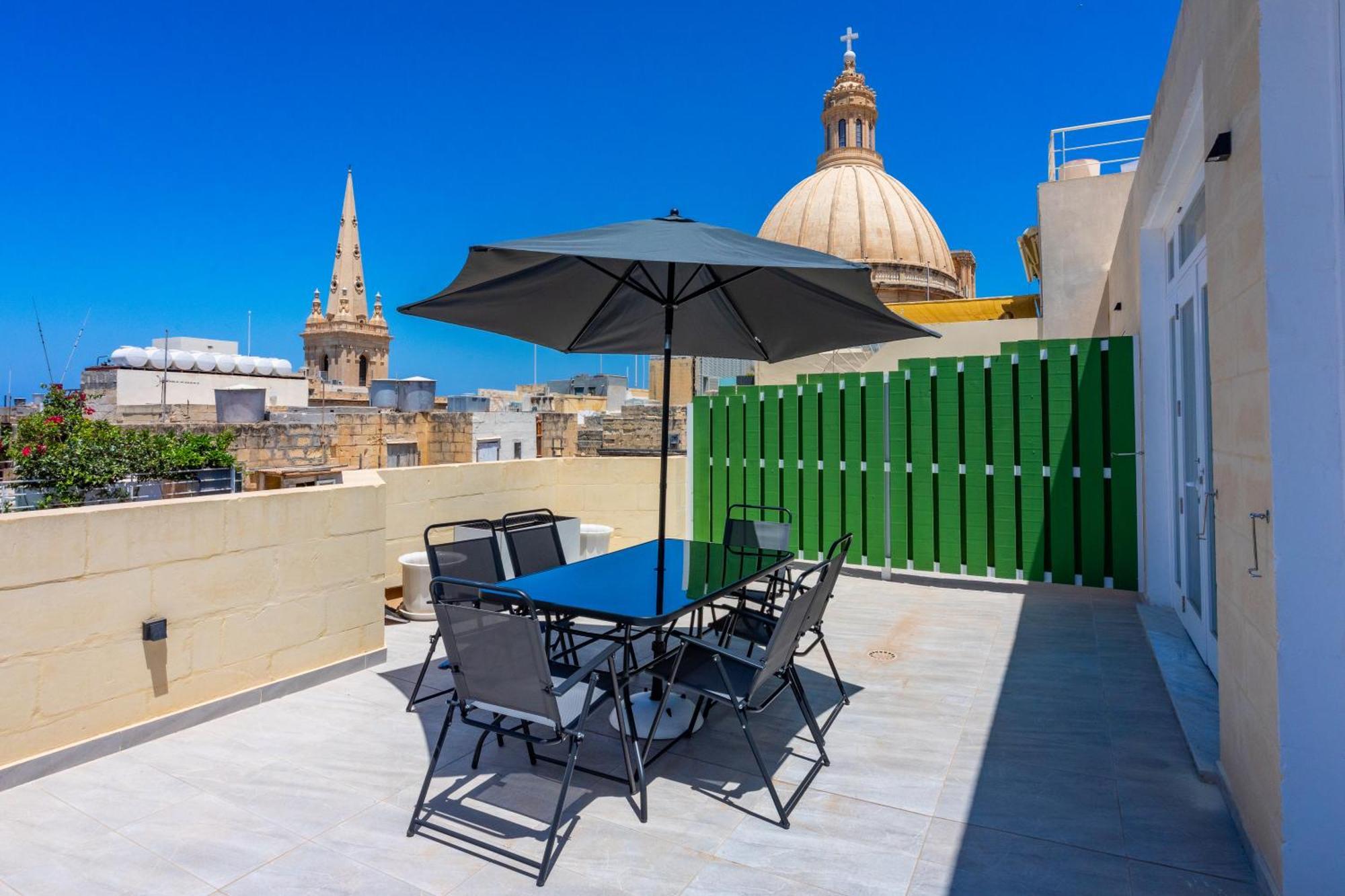 Penthouse Cathedral And Seaview Terrace V2 Valletta